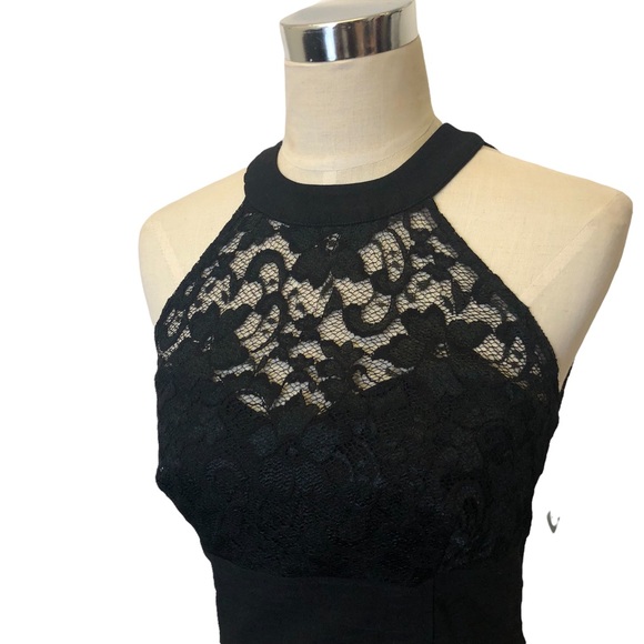 Le Chateau Women Black top Size S/P - Picture 2 of 3